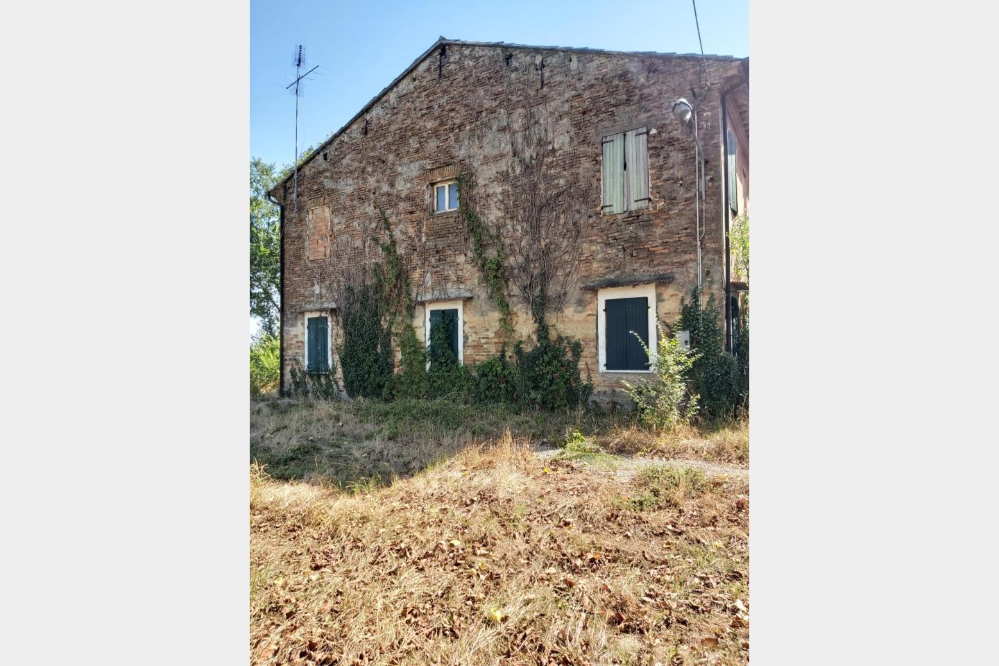 Rustico / Casale in Vendita Ravenna